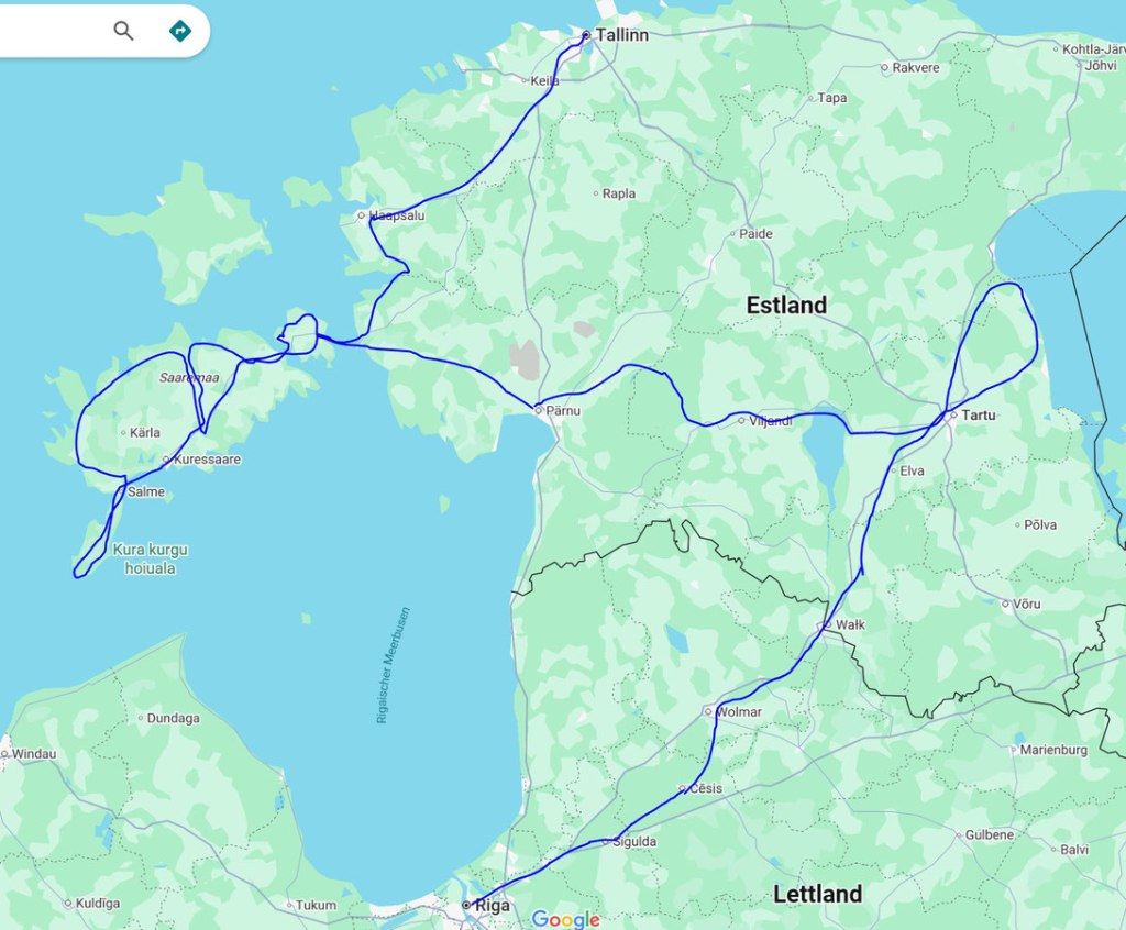Karte von Estland mit eingezeichneten Routen in blauer Farbe.